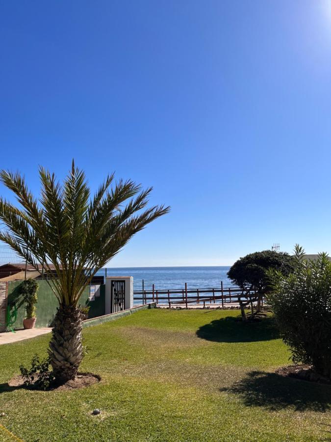 Beachfront Apartment Near Marbella Sitio de Calahonda Exterior photo